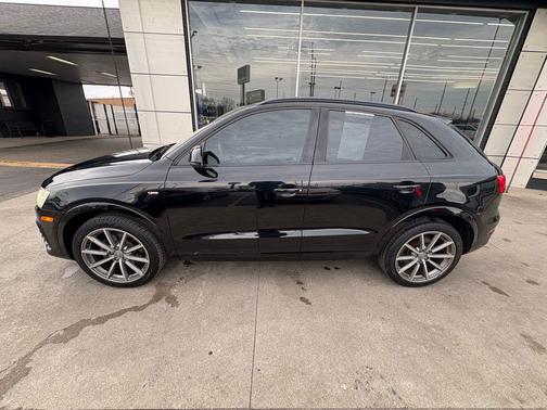 2017 Audi Q3 2.0T Prestige