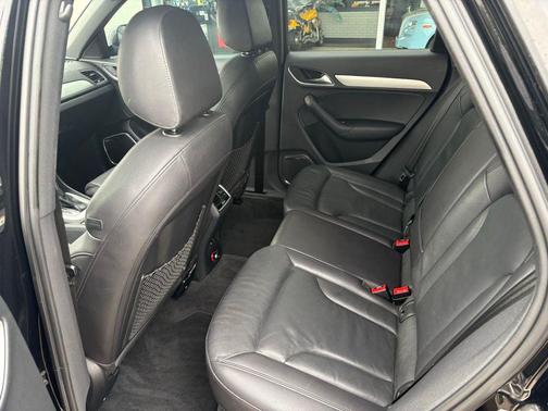 2017 Audi Q3 2.0T Prestige