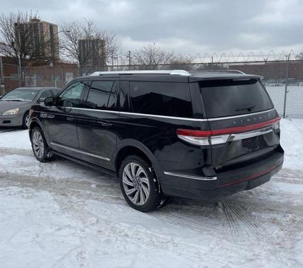 2023 Lincoln Navigator Standard L