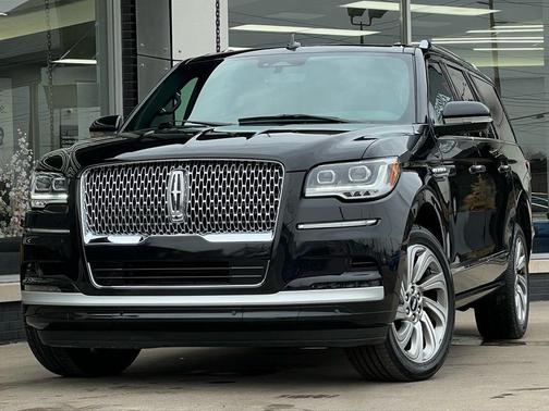 2023 Lincoln Navigator Standard L