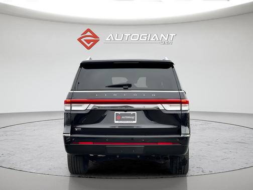 2023 Lincoln Navigator Standard L