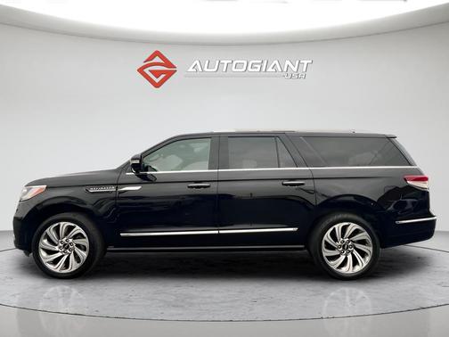 2023 Lincoln Navigator Standard L