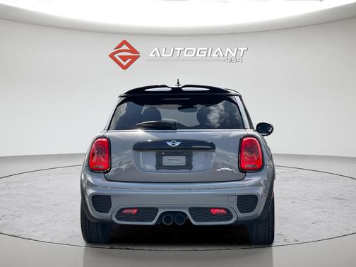 Gray Metallic 2016 MINI Hardtop John Cooper Works