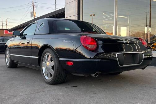 2002 Ford Thunderbird Base