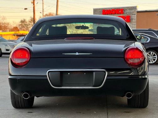2002 Ford Thunderbird Base