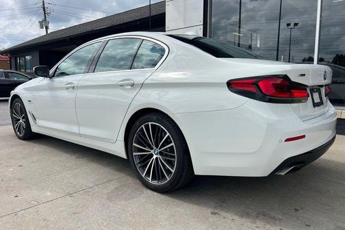 2023 BMW 530e Base