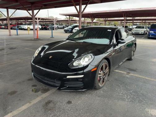 Black 2016 Porsche Panamera 4