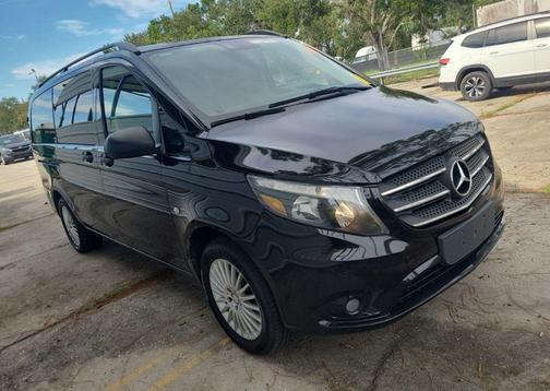 2018 Mercedes-Benz Metris Base