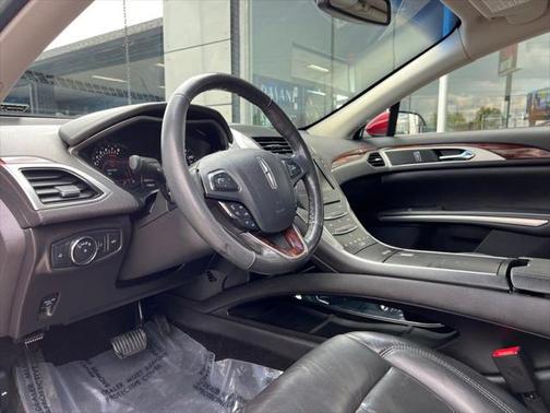 2014 Lincoln MKZ Base