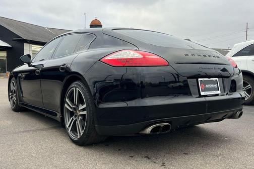 2012 Porsche Panamera Turbo