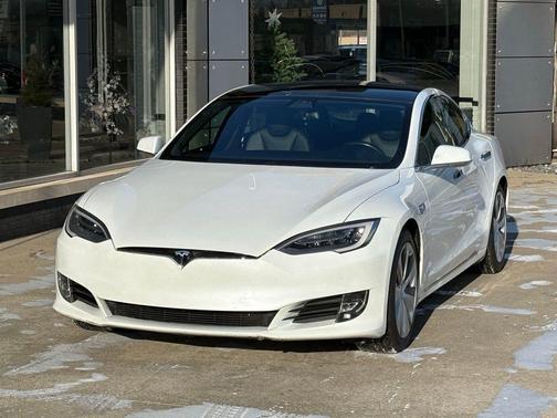 2021 Tesla Model S Long Range