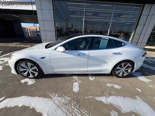 2021 Tesla Model S Long Range