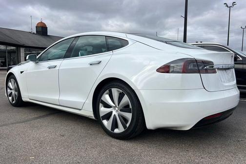 2021 Tesla Model S Long Range