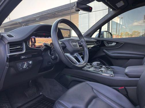 2019 Audi Q7 55 Prestige