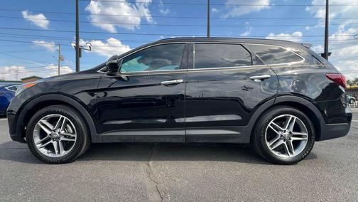 2017 Hyundai SANTA FE SE Ultimate