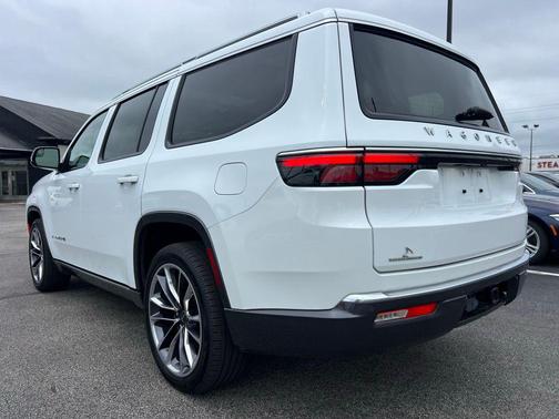 2022 Jeep Wagoneer Series III 4x4