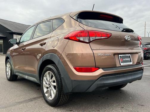 2016 Hyundai TUCSON SE
