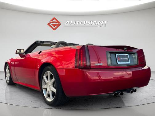 2005 Cadillac XLR Base