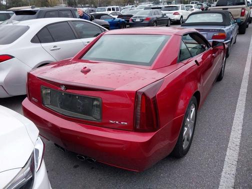 2005 Cadillac XLR Base