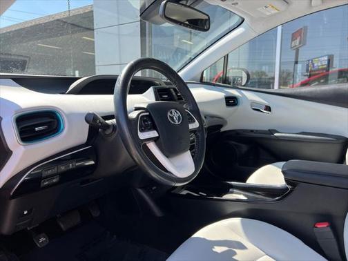 2017 Toyota Prius Four