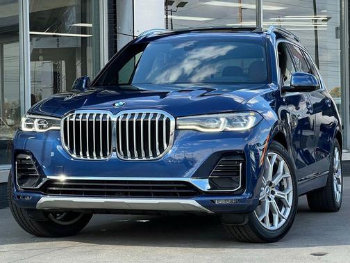2022 BMW X7 xDrive40i