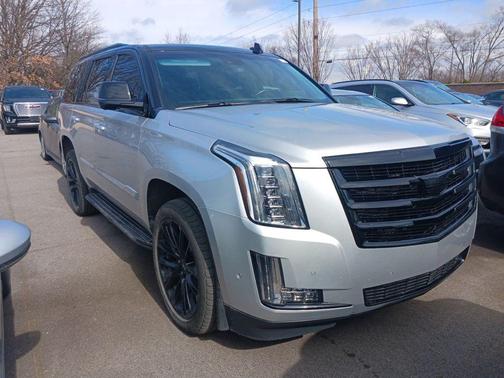 2020 Cadillac Escalade Luxury