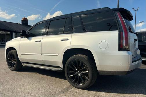 2020 Cadillac Escalade Luxury