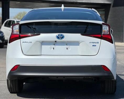 2022 Toyota Prius LE