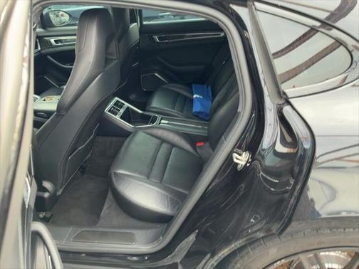 2017 Porsche Panamera Turbo