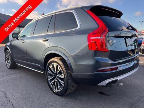2020 Volvo XC90 T5 Momentum
