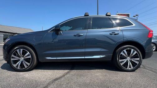 2022 Volvo XC60 Recharge Plug-In Hybrid T8 Inscription