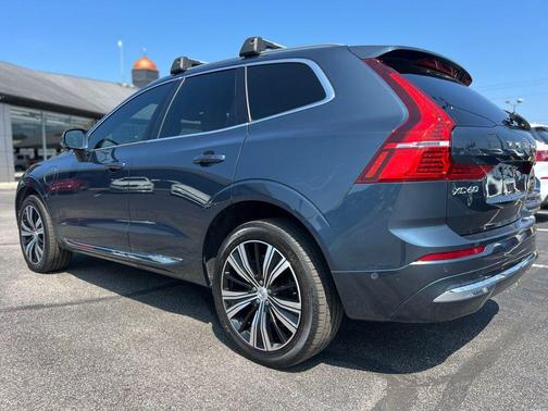 2022 Volvo XC60 Recharge Plug-In Hybrid T8 Inscription