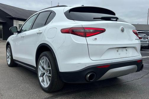 2019 Alfa Romeo Stelvio Ti Sport