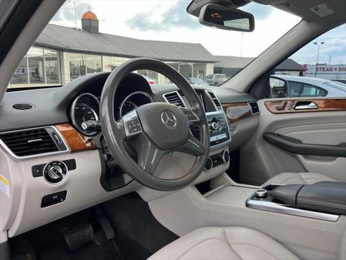 2012 Mercedes-Benz M-Class 4MATIC