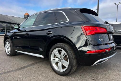 2018 Audi Q5 2.0T Tech Premium