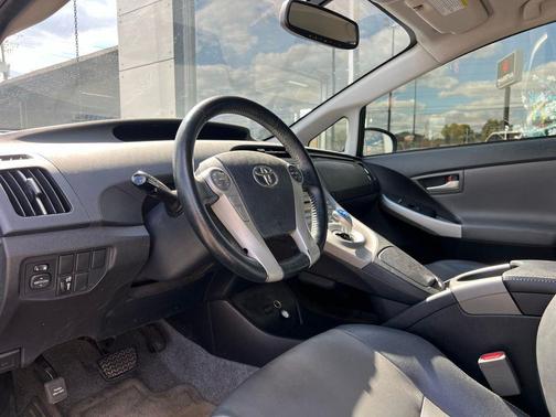 2014 Toyota Prius Four