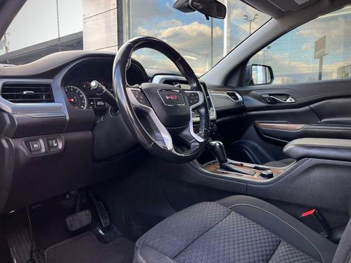 2019 GMC Acadia SLE-1
