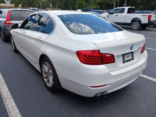2016 BMW 528 528i