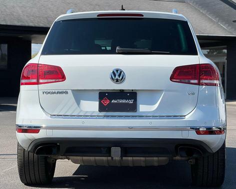 2017 Volkswagen Touareg V6 Wolfsburg Edition
