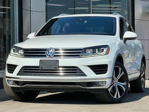 2017 Volkswagen Touareg V6 Wolfsburg Edition