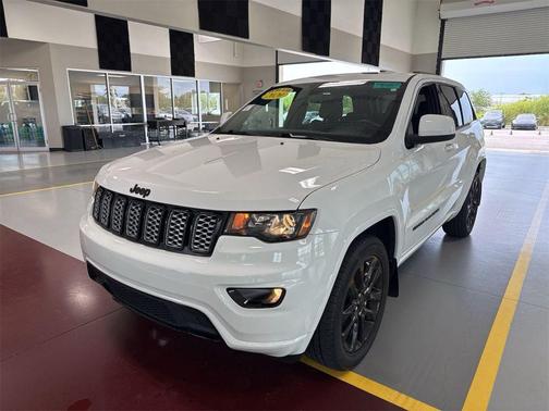 2020 Jeep Grand Cherokee Altitude