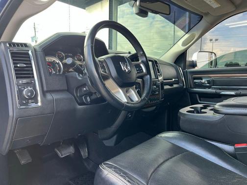2016 RAM 2500 Laramie