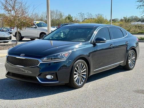 2017 Kia Cadenza Premium