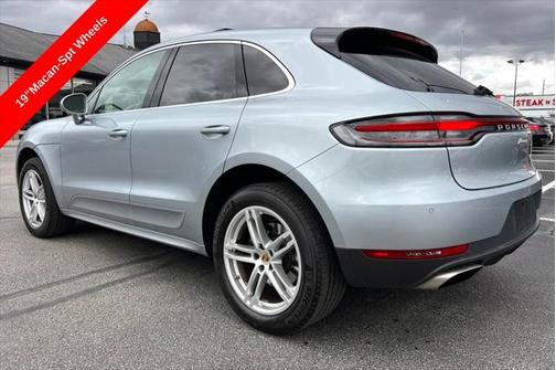 2021 Porsche Macan Base