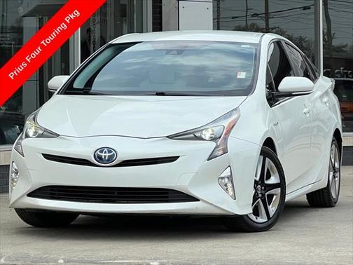 2016 Toyota Prius Three
