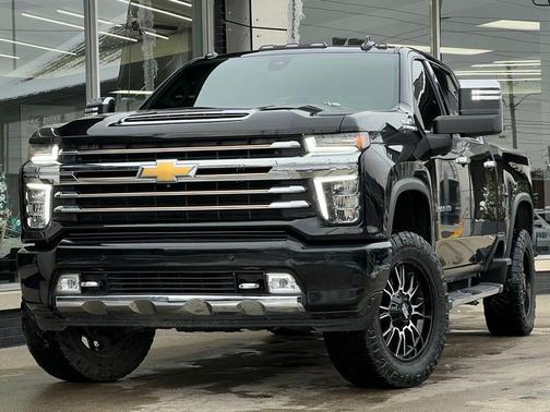 2023 Chevrolet Silverado 3500 High Country