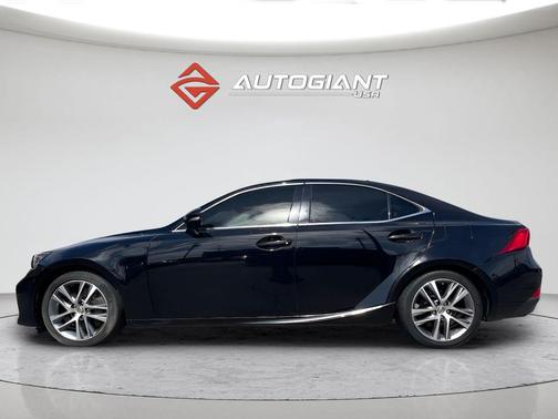 2018 Lexus IS 300 Base