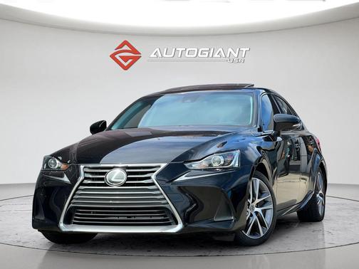 2018 Lexus IS 300 Base