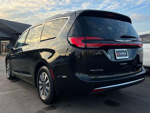 2021 Chrysler Pacifica Hybrid Limited