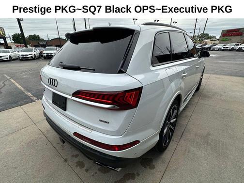 Glacier White 2021 Audi SQ7 4.0T Prestige